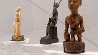 Karya seni seperti milik seniman Van Gogh dan Leonardo da Vinci juga ditampilkan di sini (Louvre Abu Dhabi)
