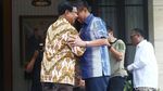 Momen SBY-Prabowo Kompak Berbatik di Mega Kuningan