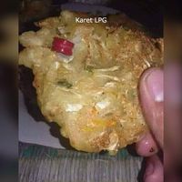 Iiih Jijik! Puntung Rokok hingga Kecoa Masuk Dalam Gorengan 