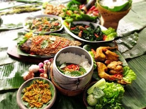 5 Tempat Makan Sunda yang Hits di Purwakarta, Kamu Harus Coba!