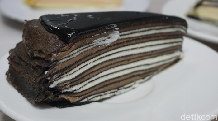 Go Food kue lapis dan mille crepes