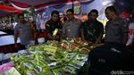 Ribuan Botol Miras Dimusnahkan Polda Metro Jaya