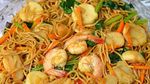 Di Tanggal Tua, Mie Goreng dengan Aneka Topping Ini Bisa Jadi Sarapan Nikmat