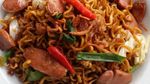 Di Tanggal Tua, Mie Goreng dengan Aneka Topping Ini Bisa Jadi Sarapan Nikmat