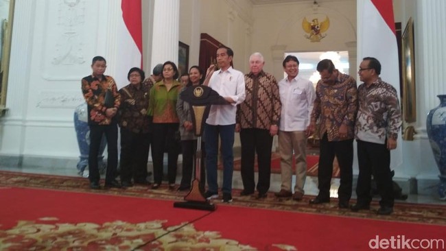 Jokowi Jawab Tantangan Rebut Freeport dan Blok Rokan