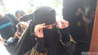 Ia juga tidak pernah menghalang-halangi Opick untuk bertemu dengan anak-anaknya, walaupun Opick sudah menikah lagi. Foto: Dian, mantan istri Opick (Vey/detikHOT)