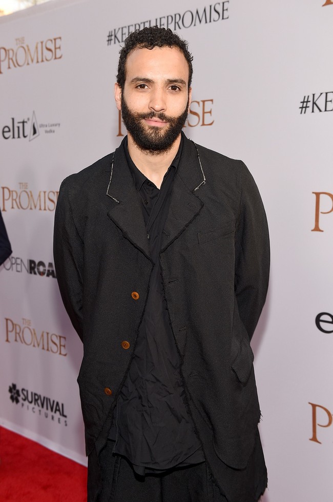 Menekuni profesi aktor, ternyata Marwan tumbuh di lingkungan yang miskin di The Hague. Kariernya bermula ketika gadis yang ia kencani saat itu mendaftarkannya untuk ikut audisi film musikal Chicago. Foto: Getty Images