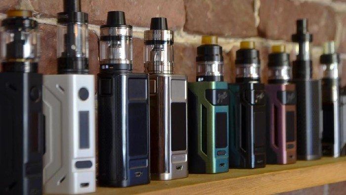 Ilustrasi vape yang menyebabkan paru-paru ratusan remaja kolaps. Foto: iStock Ilustrasi vape yang menyebabkan paru-paru ratusan remaja kolaps. Foto: iStock