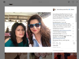 Tamara Bleszynski Foto Bareng Ibu, Seperti Adik Kakak