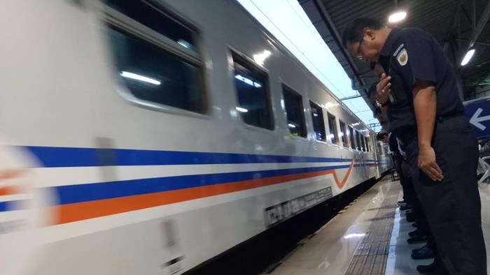 Kemenhub Hapus Subsidi untuk 5 KA Antar Kota, Tarifnya Naik?