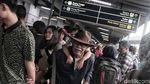 Libur Natal dan Tahun Baru, Stasiun Senen Dipadati Penumpang