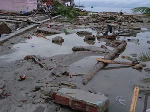 22 Orang Tewas Akibat Tsunami di Lampung