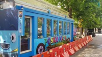 Kapolrestabes Surabaya Kombes Pol Rudi Setiawan mengungkapkan pos PAM-pos PAM ini didirikan dalam rangka Operasi Lilin 2018. Seperti ini juga pos pengamannya berbentuk bus Tayo.