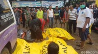 Badan Nasional Penanggulangan Bencana (BNPB) mengatakan 168 Orang meninggal dam 745 orang terluka akibat tsunami dari Selat Sunda ini. Masih ada 30 orang lainnya yang hilang. (Bahtiar Rivai/detikcom)