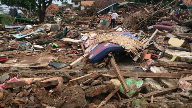 Pemerintah Kebut Penanganan Pasca Tsunami Anyer dan Lampung
