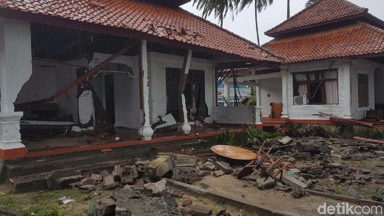 Update Korban Tsunami Anyer 43 Orang Tewas 584 Luka 2 Hilang