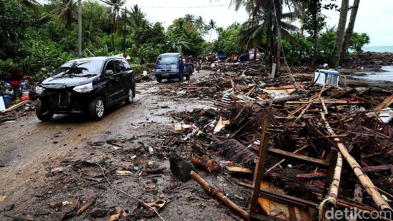 Kondisi Terkini Pantai Anyer Pasca Diterjang Tsunami