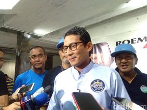 Kunjungi Pabrik Cokelat, Sandiaga Janji Maksimalkan Sumber Daya