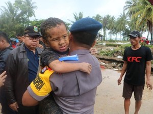 Ini Identitas Bocah yang Dievakuasi dari Reruntuhan di Carita