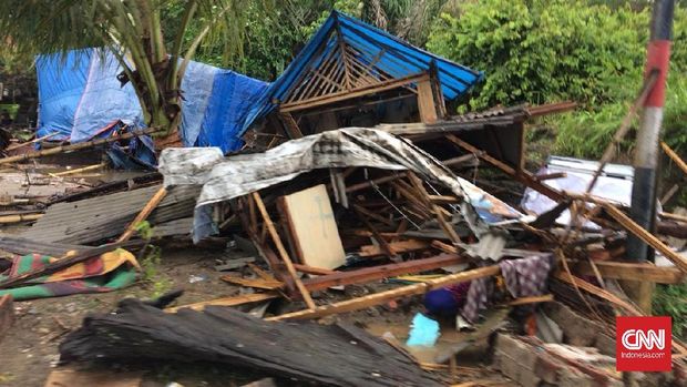 Tsunami di Banten terjadi pada Sabtu (22/12) malam.