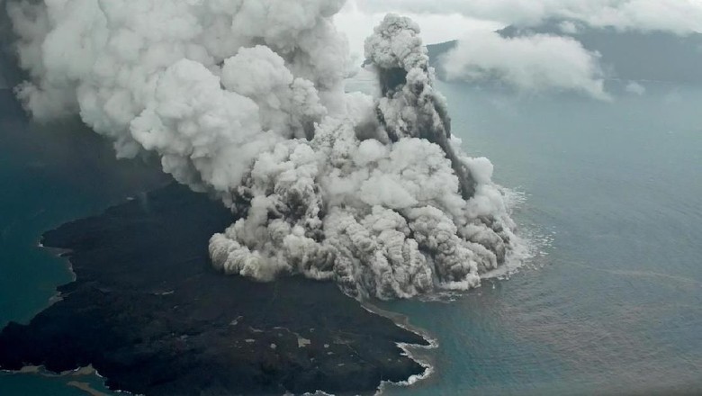 Selidiki Tsunami, Para Ahli akan Survei Gunung Anak Krakatau Selidiki Tsunami, Para Ahli akan Survei Gunung Anak Krakatau