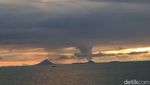 Foto Anak Krakatau 3 Jam Sebelum Tsunami, Asap Membubung Tinggi