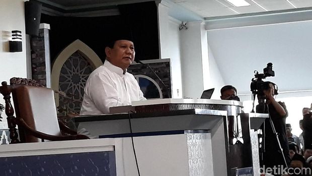 Bicara di Kajian MTA Solo, Prabowo: Ekonomi RI di Jalan Keliru