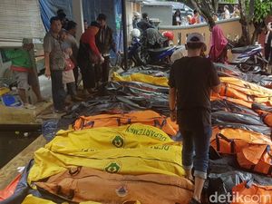 Korban Meninggal Tsunami Banten-Lampung Capai 229 Orang