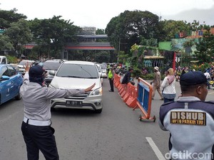 Hindari Jalan Seputar KBS di Jam-jam Ini Bila Tak Ingin Kena Macet