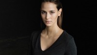 Jake Gyllenhaal dikabarkan tengah menjalin kasih dengan model asal Perancis yakni Jeanne Cadieu. Dok. Instagram/jeannecadieu