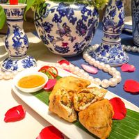 Makan Natal Enak Bareng Keluarga Bisa di 5 Resto Nusantara Ini