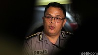 Kabag Infodok Duvisi Humas Polri Kombes Sulistyo Pudjo mengatakan, total ada 222 korban meninggal akibat tsunami yang sudah dievakuasi khusus di wilayah terdampak di Serang sampai Pandeglang. Sebanyak 185 jenazah di antaranya sudah teridentifikasi tim DVI Mabes Polri.
