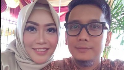 Dalam Kenangan, 8 Potret Bani Seventeen Bersama Keluarga Tercinta