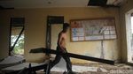 Pos PJR Carita Rusak Parah Diterjang Tsunami