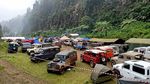 Serunya Saat Pemilik Land Rover Berkumpul di Kaki Gunung Gede