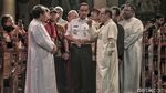 Berbaju Dinas, Anies Baswedan Kunjungi Gereja Katedral