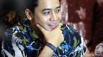 Klaim Dirinya Menang, Kriss Hatta Pasang Senyum Lega