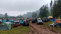 Kemudia untuk event keduanya digelar pada tahun 2014 di Bandung dan diikuti oleh sekitar 660 kendaraan. Di perayaan ketiganya yakni digelar di Bali pada tahun 2016 dan diikuti sedikitnya oleh sekitar 400-an kendaraan. Event ini semacam gathering atau berkumpulnya para pemakai kendaraan Land Rover, atau biasa dibilang sebagai Lebarannya pencinta Land Rover di Indonesia. Foto: dok. ILRU