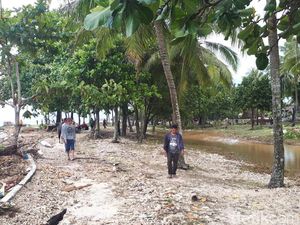Pantauan Udara Pantai Tanjung Lesung Usai Disapu Tsunami