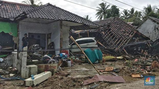 Buwas Siapkan Ratusan Ton Beras untuk Korban Tsunami 