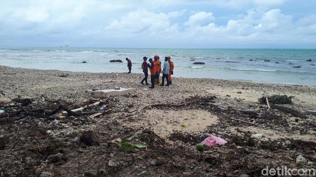 Butuh Rp 150 Miliar Pulihkan Tanjung Lesung Pasca Tsunami Halaman 4