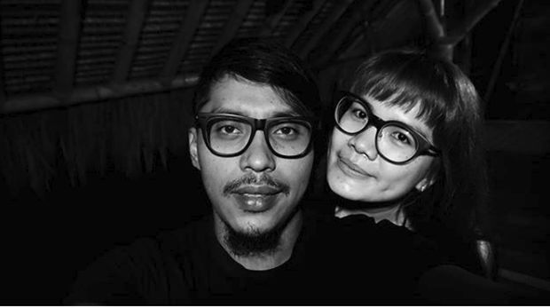 Istri di Pemakaman Andi 'Seventeen': Selamat Jalan Ya Yah...