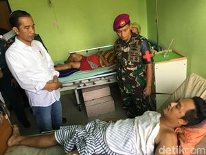 Bantuan di Sumur Kurang, Jokowi Minta TNI-Polri Sisir Via Laut