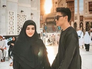 Melihat Kisah Cinta Ifan Seventeen dan Dylan Sahara