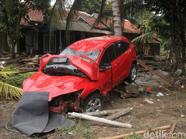 Mobil-mobil Ini Jadi Saksi Bisu Mencekamnya Tsunami Anyer