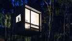 Ada Rumah Keren Tapi di Tengah Hutan, Berani Tinggal?