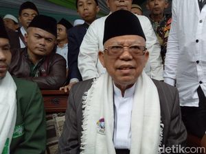 Maruf Amin: Ulama Besar Al Azhar Mesir Tak Larang Ucapan Natal