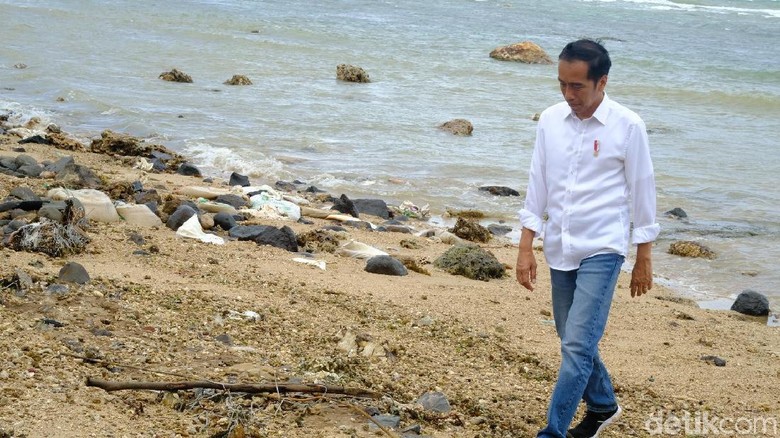 Jokowi: Tsunami Selat Sunda Betul-betul di Luar Perkiraan BMKG Jokowi: Tsunami Selat Sunda Betul-betul di Luar Perkiraan BMKG