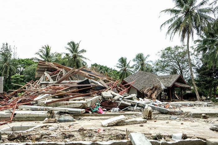 Foto Penginapan Di Carita Yang Hancur Disapu Tsunami