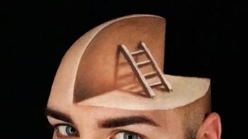 Dengan modal alat pensil alis dan juga eye shadow ia bisa ciptakan seni gambae yang bikin mata kagum. Foto: Instagram @lucaluceaetgallery_makeup